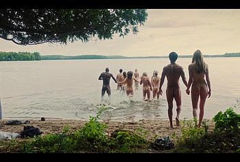 Leonardo Nam naked