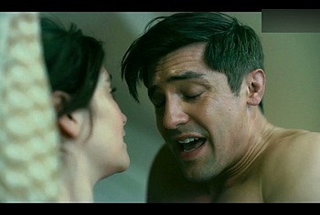 Phil Dunster Nude And Sex Scenes in Rooster