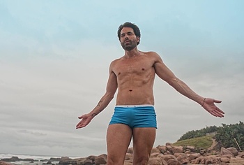 Jerry OConnell Tim Rozon and Chris van Rensburg Shirtless And Cock Bulge Scenes in Summers Last Resort