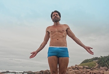 Jerry OConnell Tim Rozon and Chris van Rensburg Shirtless And Cock Bulge Scenes in Summers Last Resort