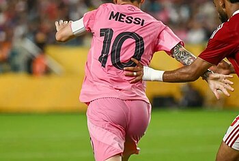 Lionel Messi Dick Bulge And Sexy Shirtless Photos