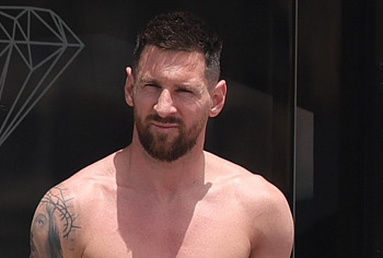 Lionel Messi Dick Bulge And Sexy Shirtless Photos