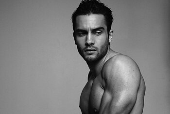 Aleksandar Rusic Nude And Sexy Underwear Pics