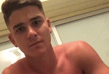 Julian Alvarez nude and dick bulge pics