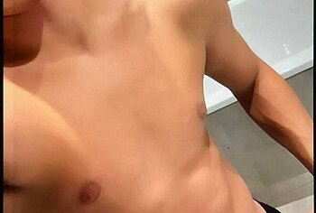 Julian Alvarez nude and dick bulge pics
