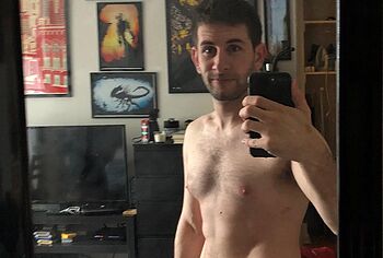 Josh Saleh nude and bulge underwear photos