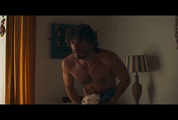 Freddie Dennis and Jaime Zatarain Frontal Nude And Gay Sex in A una isla de ti