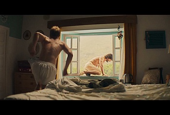 Freddie Dennis and Jaime Zatarain Frontal Nude And Gay Sex in A una isla de ti