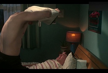 Joe Locke and Kit Connor Shirtless and Hot Gay Scene in Heartstopper