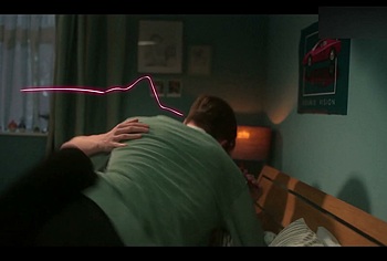 Joe Locke and Kit Connor Shirtless and Hot Gay Scene in Heartstopper