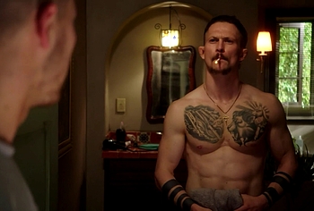 Jonathan Tucker Nude Tight Ass Scenes in Kingdom