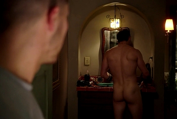 Jonathan Tucker Nude Tight Ass Scenes in Kingdom