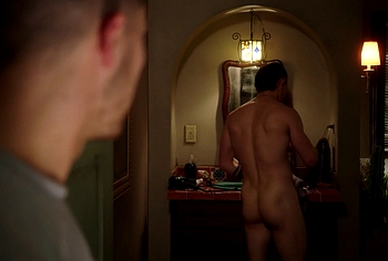 Jonathan Tucker Nude Tight Ass Scenes in Kingdom
