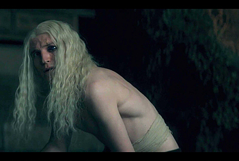 Ewan Mitchell Nude And Sex Scenes in House Of The Dragon