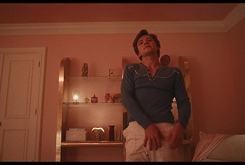 Igby Rigney Cock Bulge And Shirtless Scenes in The Shards