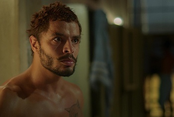 Matheus Abreu Nude And Underwear Scenes in Beast Race