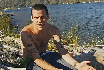 Steve-O Frontal Nude and Anal Fingering Scene in Jackass Best And Last