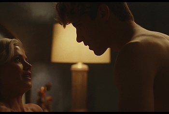 Daniel Dale Nude And Hot Shower Scenes in The Shards