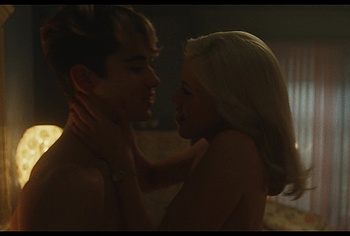 Daniel Dale Nude And Hot Shower Scenes in The Shards