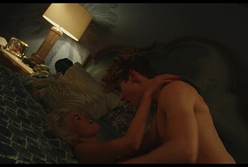 Daniel Dale Nude And Hot Shower Scenes in The Shards