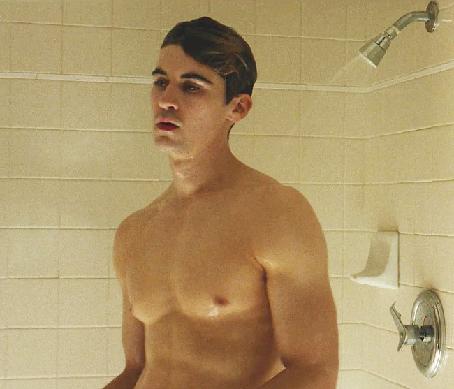 Daniel Dale Nude And Hot Shower Scenes in The Shards