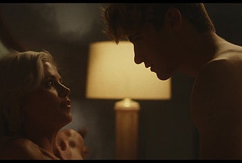 Daniel Dale Nude And Hot Shower Scenes in The Shards