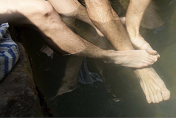 Tyler Blackburn Cut Cock Slip and Nude Photos