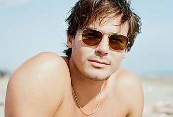 Tyler Blackburn Cut Cock Slip and Nude Photos