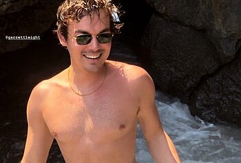 Tyler Blackburn Cut Cock Slip and Nude Photos