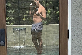Tyler Blackburn Cut Cock Slip and Nude Photos