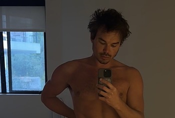 Tyler Blackburn Cut Cock Slip and Nude Photos
