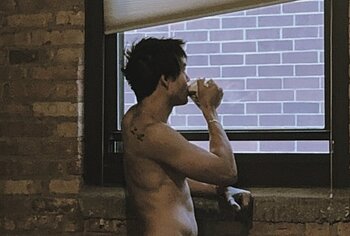 Tyler Blackburn Cut Cock Slip and Nude Photos