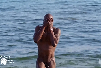Collins Egege Frontal Nude Uncensored in Adam sucht Eva