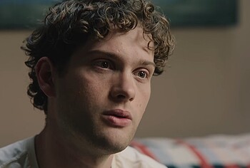 Leo Reich and Andrew Scott Hot Gay Scenes in It Gets Worse