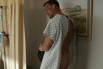 Alan Ritchson Exposed Bare Ass in Reacher