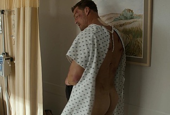 Alan Ritchson Exposed Bare Ass in Reacher