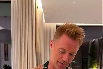 Ronan Keating Nude Selfie
