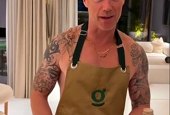 Ronan Keating Nude Selfie