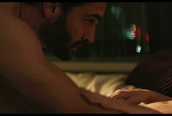 Tom Bateman Nude And Sex Scenes in The Love Hypothesis