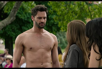 Tom Bateman Nude And Sex Scenes in The Love Hypothesis