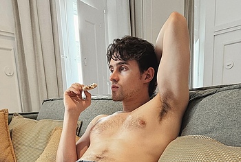 Michael Johnston shirtless and sexy photos