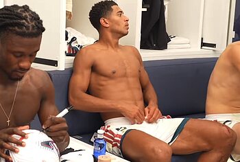Jude Bellingham Nude And Cock Bulge Photos