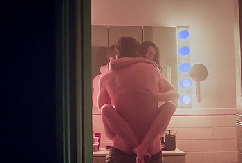 Josh Hartnett Nude And Sex Scenes in Verity
