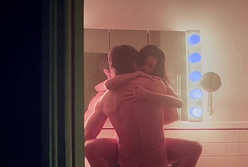 Josh Hartnett Nude And Sex Scenes in Verity