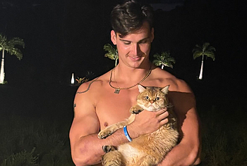 Cooper Dawson Nude and Shakes His Butt in Below Deck Mediterranean